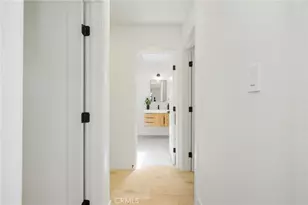 17200 Lanark St, Lake Balboa, CA 91406 - Photo 11