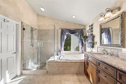 22006 Lucy Court, Saugus, CA 91350 - Photo 23