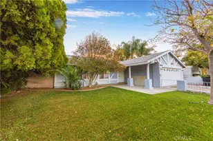 28108 Oaklar Dr, Saugus, CA 91350 - Photo 1
