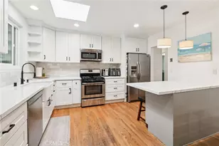 18937 Sylvan St, Tarzana, CA 91335 - Photo 15