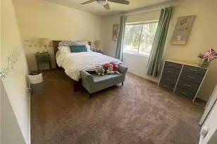 24431 Trevino Dr, Valencia, CA 91355 - Photo 17
