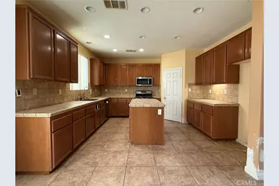 3450 Quiet Splendor Court, Rosamond, CA 93560 - Photo 9