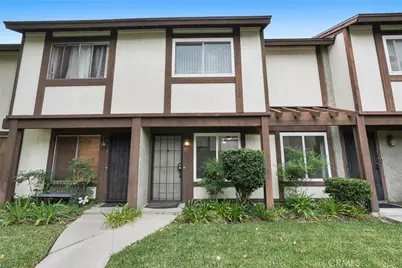 19024 Archwood Street #5, Reseda, CA 91335 - Photo 1