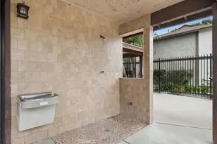 19024 Archwood St, Reseda, CA 91335 - Photo 39