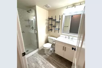 6121 Shoup #13, Woodland Hills, CA 91367 - Photo 13