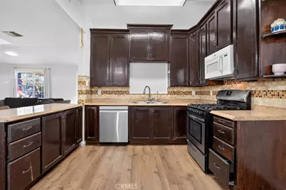 19456 Elkwood, Reseda, CA 91335 - Photo 15