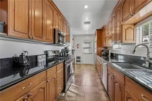 12643 Elkwood St, North Hollywood, CA 91605 - Photo 17