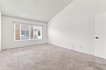 18631 Collins Street #30, Tarzana, CA 91356 - Photo 13