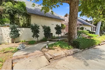 18631 Collins Street #30, Tarzana, CA 91356 - Photo 23