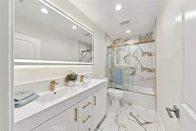 18745 Sunburst Street, Northridge, CA 91324 - Photo 19