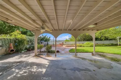 22200 Barbacoa Drive, Saugus, CA 91350 - Photo 33