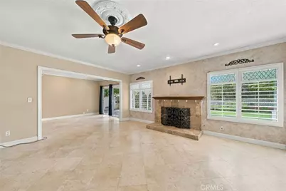 22200 Barbacoa Drive, Saugus, CA 91350 - Photo 9