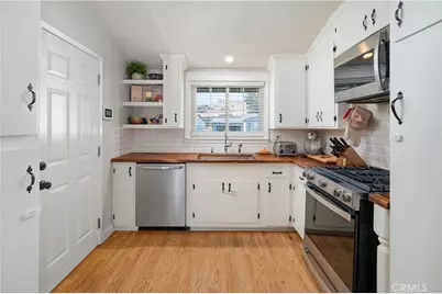 22606 Aguadero Place, Saugus, CA 91350 - Photo 11