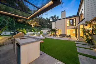 3847 Royal Woods Dr, Sherman Oaks, CA 91403 - Photo 35