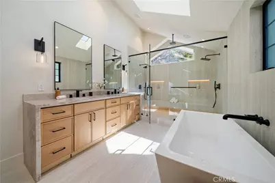 3847 Royal Woods Drive, Sherman Oaks, CA 91403 - Photo 45