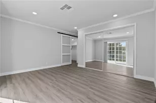 6900 Garden Grove Ave, Reseda, CA 91335 - Photo 29