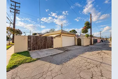 14544 Studebaker Road, Norwalk, CA 90650 - Photo 25