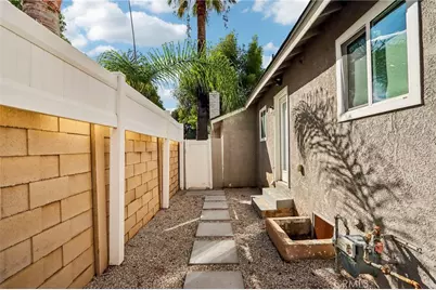 15809 Kingsbury Street, Granada Hills, CA 91344 - Photo 39