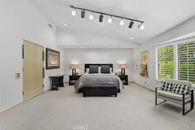13109 Addison, Sherman Oaks, CA 91423 - Photo 29