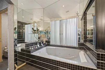 13109 Addison, Sherman Oaks, CA 91423 - Photo 35