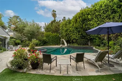 13109 Addison, Sherman Oaks, CA 91423 - Photo 43