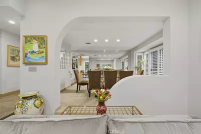 13109 Addison, Sherman Oaks, CA 91423 - Photo 9