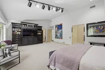 13109 Addison, Sherman Oaks, CA 91423 - Photo 31
