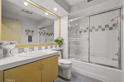 13109 Addison, Sherman Oaks, CA 91423 - Photo 39