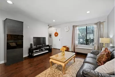 11401 Berendo Avenue #7, Los Angeles, CA 90044 - Photo 1
