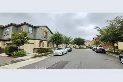 22041 Barrington Way, Saugus, CA 91350 - Photo 9