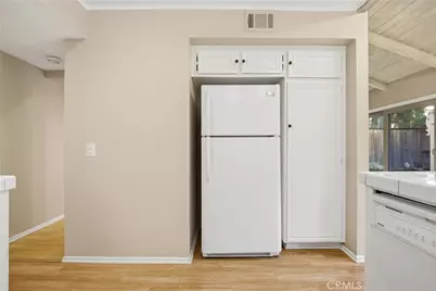 1540 Holly Court, Thousand Oaks, CA 91360 - Photo 13