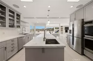 3836 Westfall Dr, Encino, CA 91436 - Photo 17