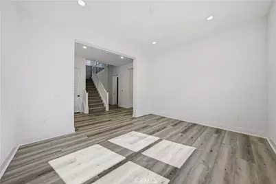 30135 Hillside Place, Castaic, CA 91384 - Photo 13