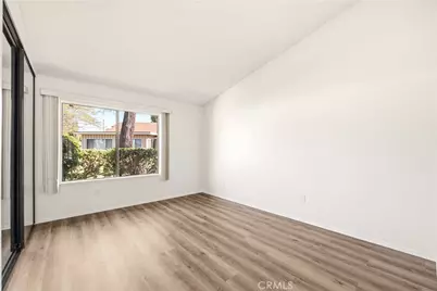 40211 Village 40, Camarillo, CA 93012 - Photo 13