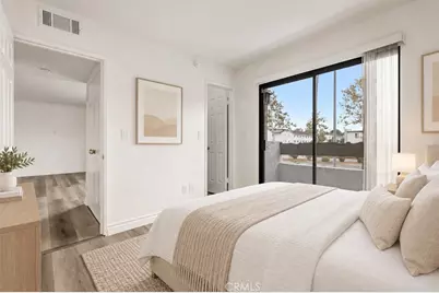 19620 Sherman Way Unit 1, Reseda, CA 91335 - Photo 9