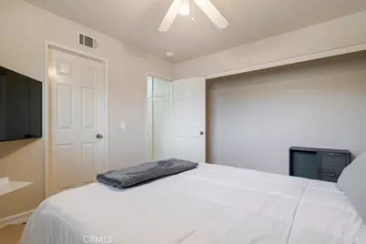 2953 Klamath, Simi Valley, CA 93063 - Photo 35
