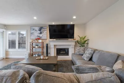 2953 Klamath, Simi Valley, CA 93063 - Photo 25