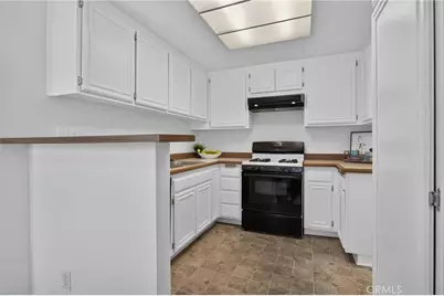 7605 Jordan Ave #14, Canoga Park, CA 91304 - Photo 11