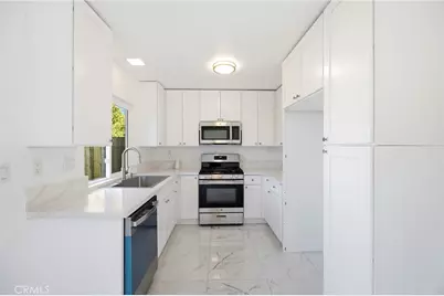36737 Fiddleneck Court, Palmdale, CA 93550 - Photo 11