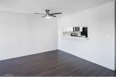 21040 Parthenia Street #29, Canoga Park, CA 91304 - Photo 7