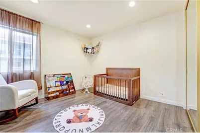 18307 Burbank Boulevard #64, Tarzana, CA 91356 - Photo 13