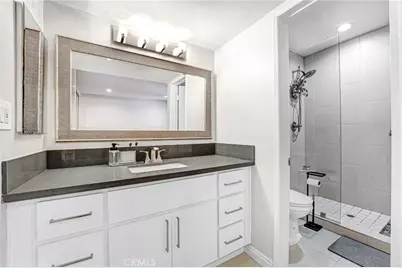 18307 Burbank Boulevard #64, Tarzana, CA 91356 - Photo 17