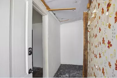 13863 Eustace Street, Pacoima, CA 91331 - Photo 17
