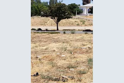 7 Main St, Lake Elsinore, CA 92530 - Photo 3