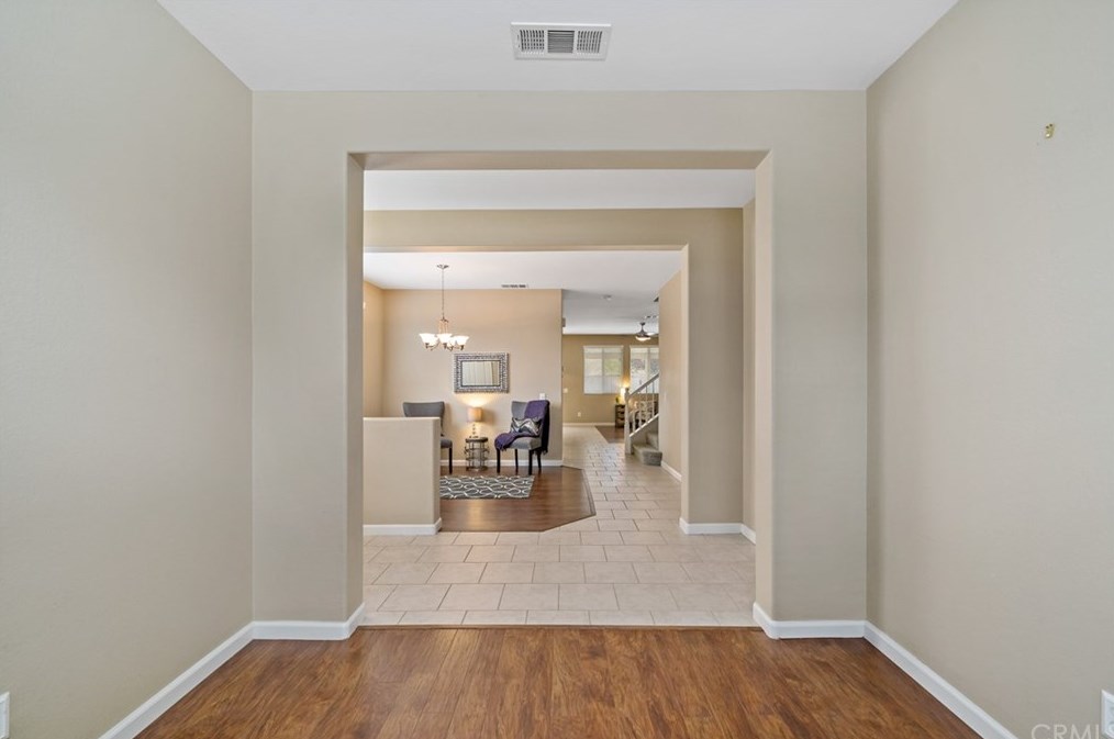 38941 Red Post Cir, Murrieta CA  92563-6206 exterior