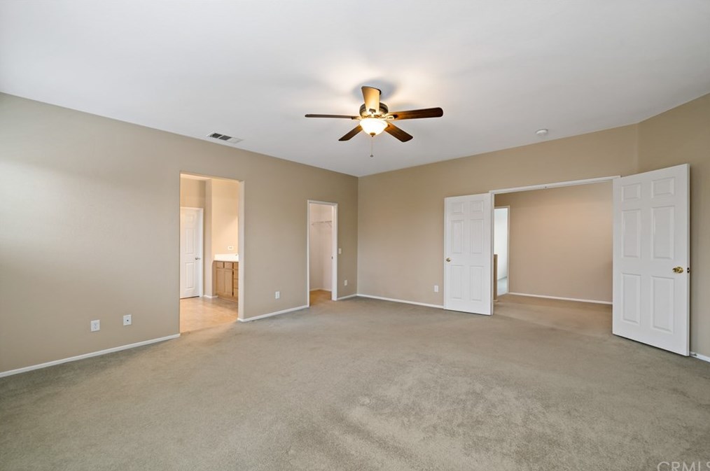 38941 Red Post Cir, Murrieta CA  92563-6206 exterior
