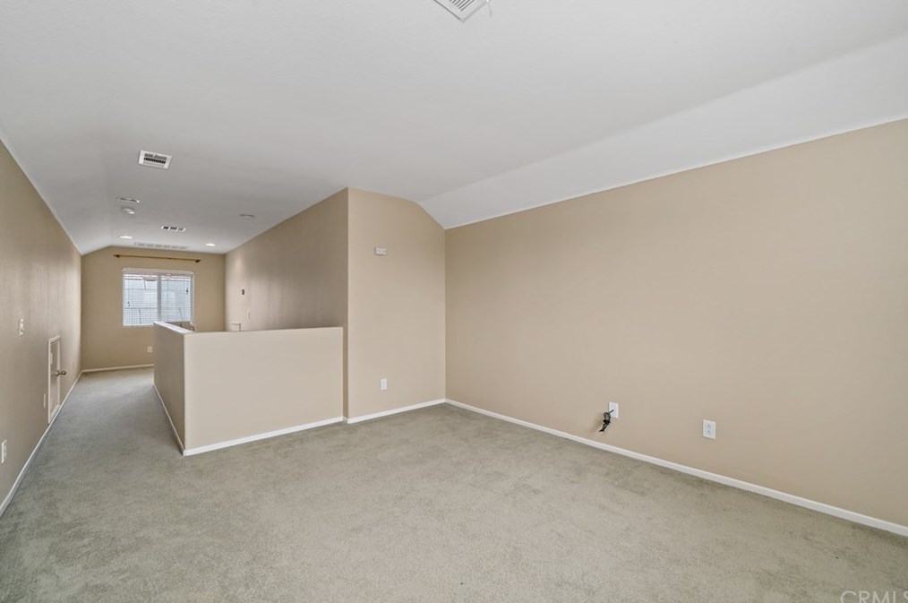 38941 Red Post Cir, Murrieta CA  92563-6206 exterior