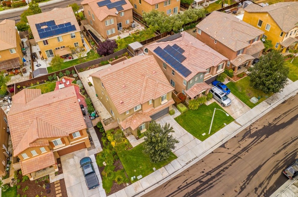 38941 Red Post Cir, Murrieta CA  92563-6206 exterior
