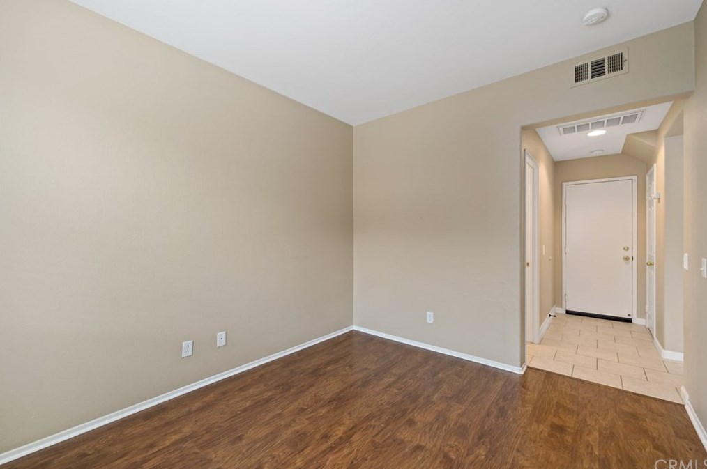 38941 Red Post Cir, Murrieta CA  92563-6206 exterior