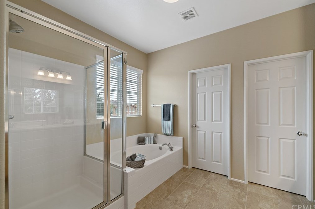 38941 Red Post Cir, Murrieta CA  92563-6206 exterior